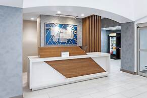 Holiday Inn Express & Suites Pekin (Peoria Area) by IHG
