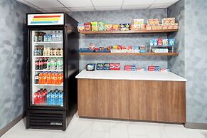 Holiday Inn Express & Suites Pekin (Peoria Area) by IHG