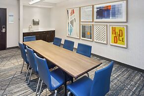 Holiday Inn Express & Suites Pekin (Peoria Area) by IHG