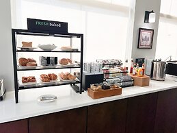 Holiday Inn Hotel & Suites Madison West - Middleton by IHG