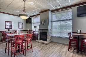 Holiday Inn Hotel & Suites Madison West - Middleton by IHG