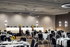 Holiday Inn Hotel & Suites Madison West - Middleton by IHG