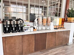 Holiday Inn Hotel & Suites Madison West - Middleton by IHG