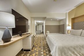 Holiday Inn Hotel & Suites Madison West - Middleton by IHG