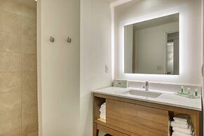 Holiday Inn Hotel & Suites Madison West - Middleton by IHG