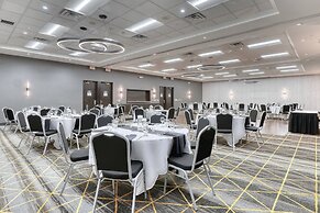 Holiday Inn Hotel & Suites Madison West - Middleton by IHG