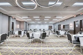 Holiday Inn Hotel & Suites Madison West - Middleton by IHG