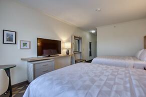 Holiday Inn Hotel & Suites Madison West - Middleton by IHG