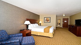 Holiday Inn Express Hotel & Suites Fort Atkinson by IHG