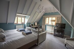 Hogarths Stone Manor