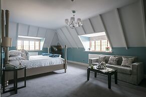 Hogarths Stone Manor