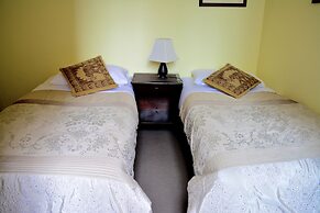 Knightsbridge Apartments