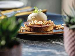 Hotel Mercure Luxembourg Kikuoka Golf & Spa