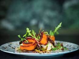 Hotel Mercure Luxembourg Kikuoka Golf & Spa