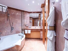 Hotel Mercure Luxembourg Kikuoka Golf & Spa