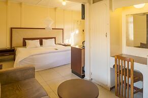 Kadoma Hotel And Conference Center