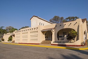 Kadoma Hotel And Conference Center