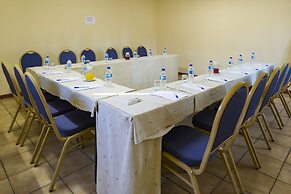 Kadoma Hotel And Conference Center