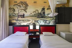 Kadoma Hotel And Conference Center