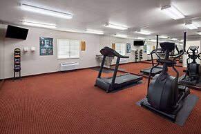 Days Inn & Suites by Wyndham Green Bay WI.