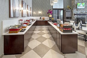 Hampton Inn & Suites Fairfield