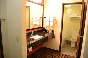 AmericInn by Wyndham West Burlington