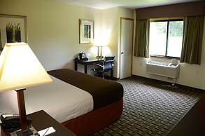 AmericInn by Wyndham West Burlington