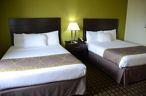 AmericInn by Wyndham West Burlington