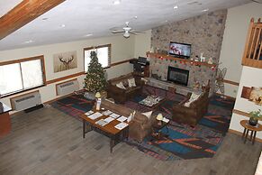 AmericInn by Wyndham West Burlington