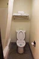 AmericInn by Wyndham West Burlington