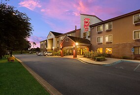 Red Roof Inn & Suites Savannah Airport