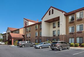 Red Roof Inn & Suites Savannah Airport