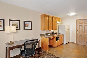 La Quinta Inn & Suites by Wyndham Las Vegas Red Rock