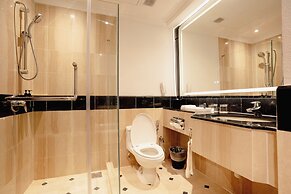 Renai Hotel Kota Bahru (formerly known as The Grand Renai Hotel)