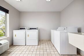 Country Inn & Suites by Radisson, Springfield, OH
