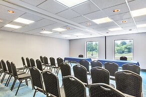 Holiday Inn Express Hotel & Suites Mt. Holly by IHG