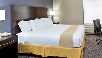 Holiday Inn Express Hotel & Suites Mt. Holly by IHG