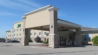 Holiday Inn Express & Suites Lexington by IHG