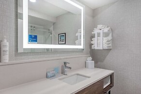 Hampton Inn New Philadelphia