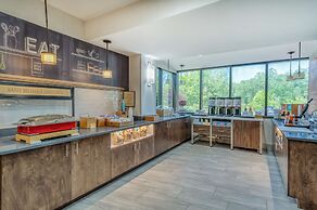 Hampton Inn New Philadelphia