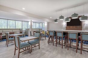 Hampton Inn New Philadelphia