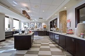 Hampton Inn & Suites Columbus-Downtown