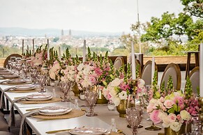 Villa Montana Hotel & Spa