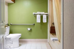Sleep Inn & Suites Oregon - Toledo