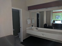 Sleep Inn & Suites Oregon - Toledo