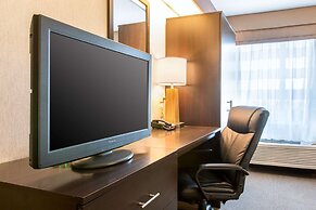 Sleep Inn & Suites Oregon - Toledo