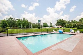 Quality Inn Savannah South