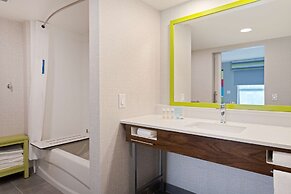 Hampton Inn & Suites Fort Myers Beach/Sanibel Gateway