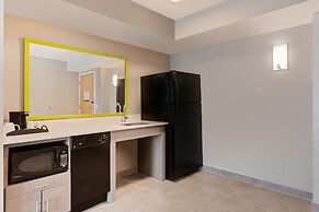 Hampton Inn & Suites Fort Myers Beach/Sanibel Gateway