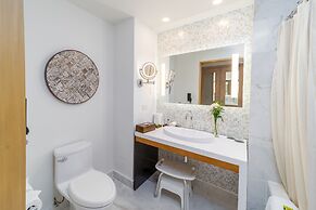 InterContinental Tegucigalpa at Multiplaza Mall